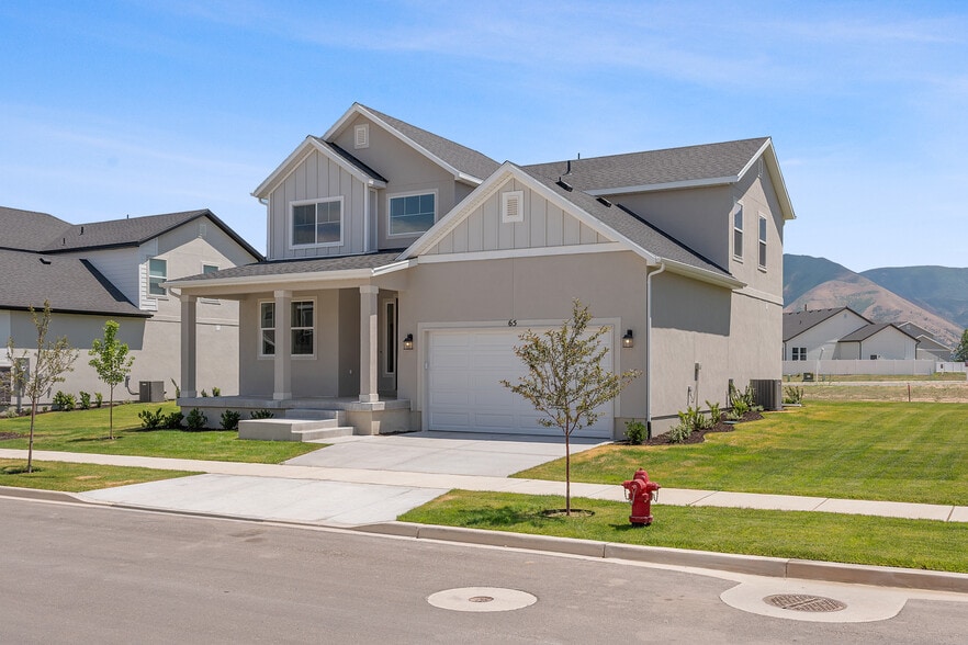 Front Elevation - 165 S Starlight Ln