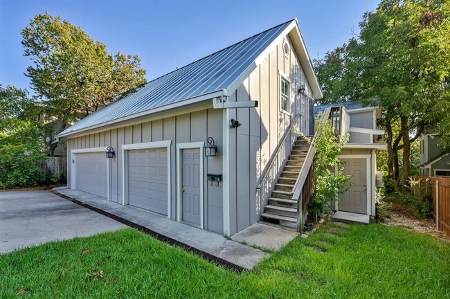 Building Photo - 3822 Ridgelea Dr