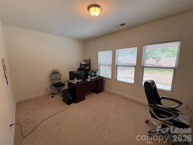 Building Photo - 11602 Clems Branch Dr