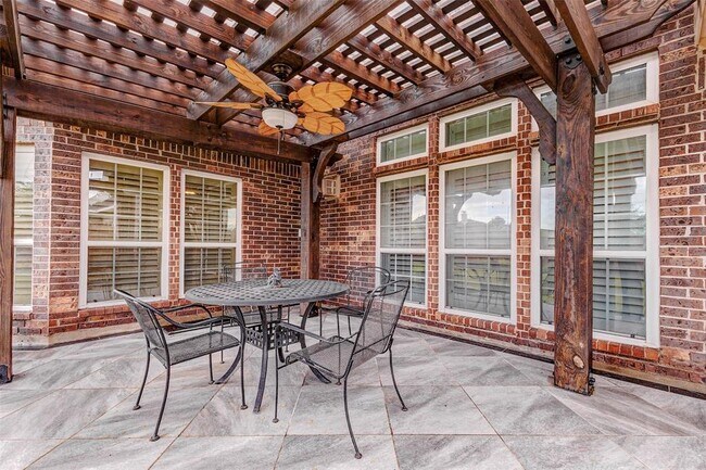 Building Photo - 20307 Cortina Valley Dr