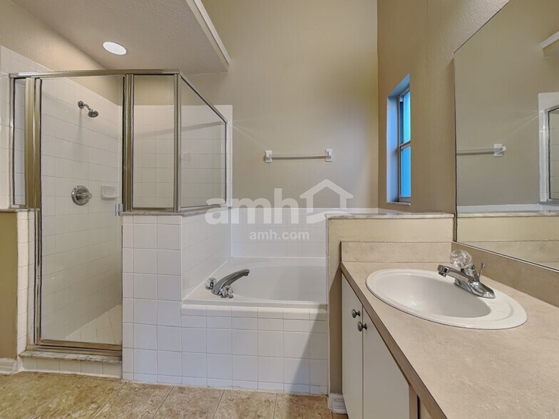 Building Photo - 5152 New Savannah Cir