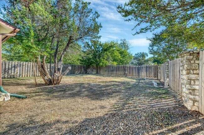 Building Photo - 421 Fantail Loop