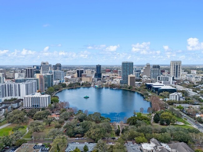 Building Photo - Luxury Corner Unit in Downtown Orlando’s Premier High-Rise Building