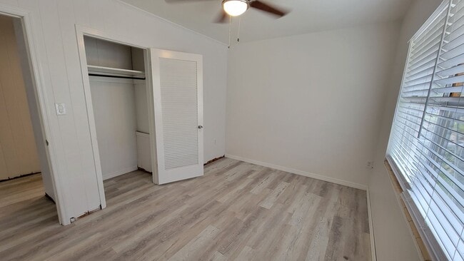 Building Photo - 220 Ave Des Parques N