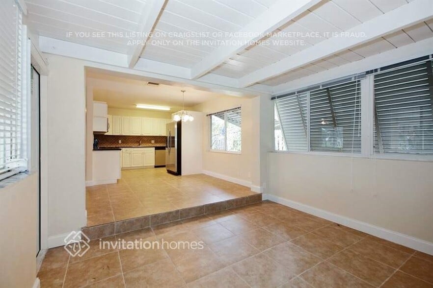 Building Photo - 1201 NE 26th Terrace