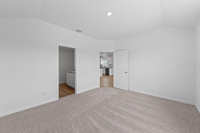 Building Photo - 440 Aplite Pass