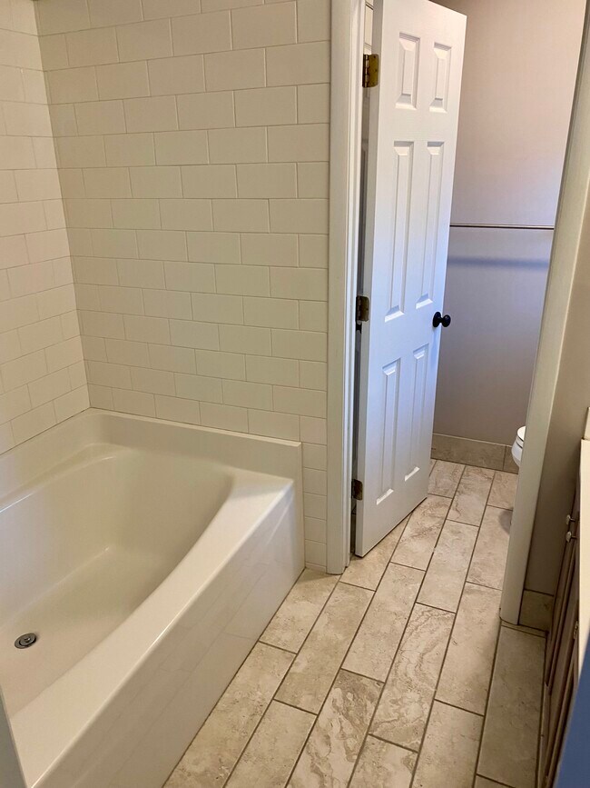 Building Photo - 2550 Dilworth Heights Ln