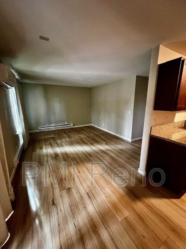 Building Photo - 3865 E Leonesio Dr