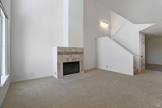 Building Photo - 219 Sea Crest Cir