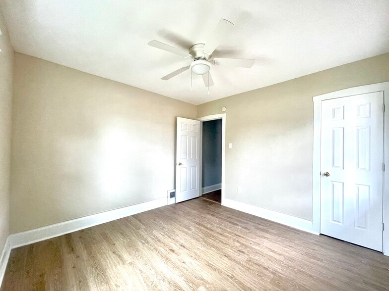 Front Bedroom - 1706 33rd St