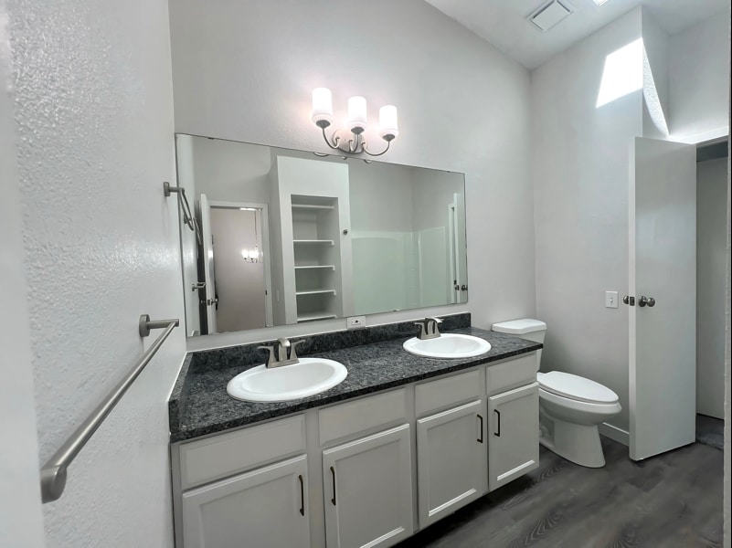 Building Photo - 3903 Smoke Tree Dr