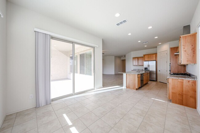Building Photo - 4 Bedroom Home in Asante Community