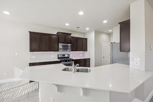 Building Photo - 1036 Chad Lp