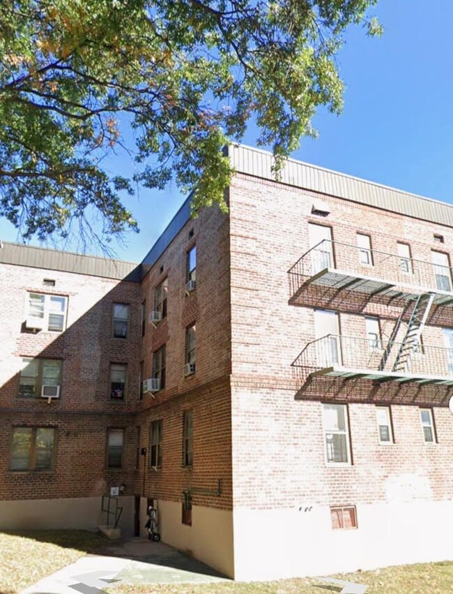 Building Photo - 86-91 208th St