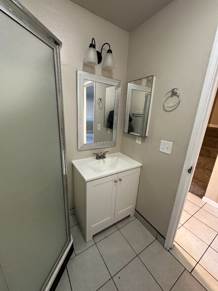 Building Photo - 10275 Mills Station Rd