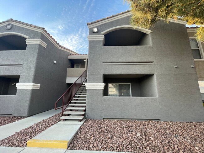 Building Photo - 5055 W Hacienda Ave
