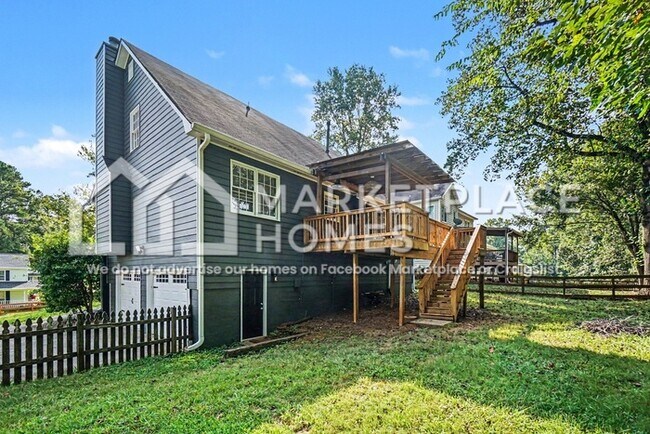Building Photo - 4713 Shallow Ridge Rd NE