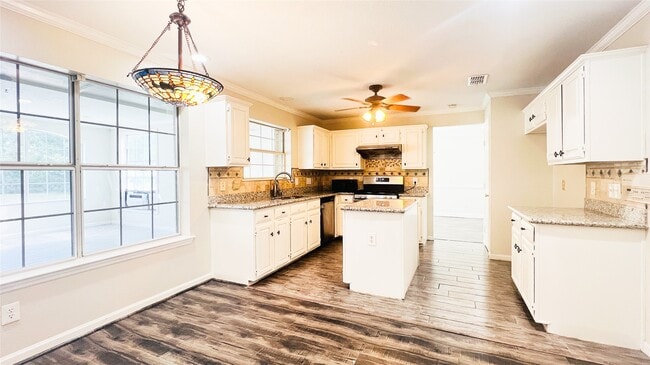 Building Photo - 1114 Knoll Crest Ct