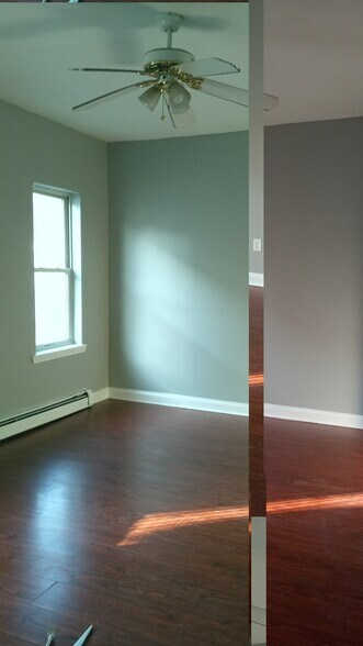 Building Photo - 37 Quincy St