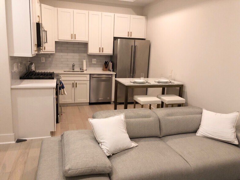 Open plan kitchen and dining - 475 New York Ave NW