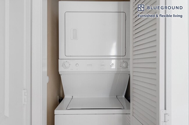 Building Photo - 101 McLellan Drive