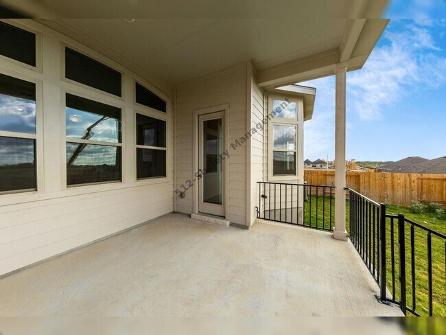 Building Photo - 320 Coral Gate Trail