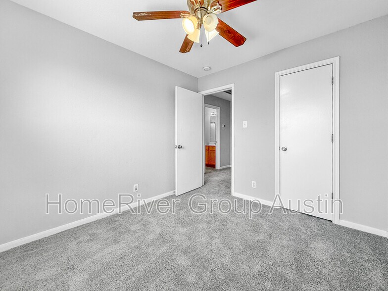 Building Photo - 1103 Sunflower Ct