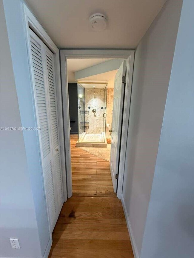 Building Photo - 2691 S Course Dr