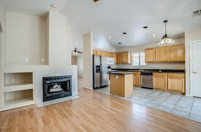 Building Photo - 6590 Tuzigoot Way