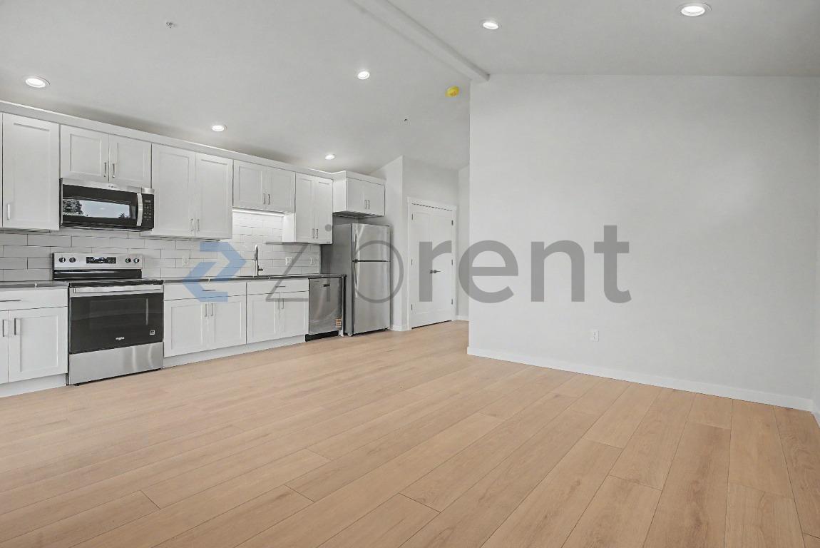 Building Photo - Unit 4325