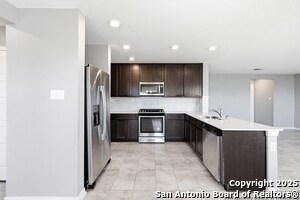 Building Photo - 5123 Papalote Garden