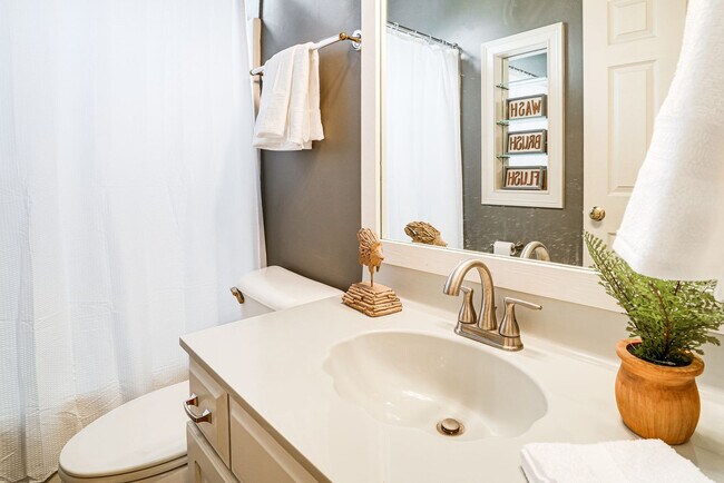 Building Photo - 16071 Winding Ridge Trail