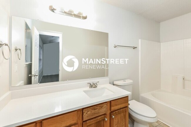 Building Photo - 3 Bedroom Pet-Friendly Home in Union City, GA with Main Street Renewal