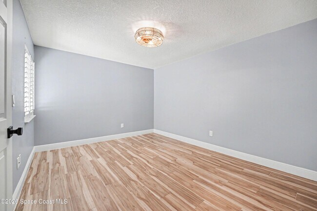 Building Photo - 8741 Seagrape Ct