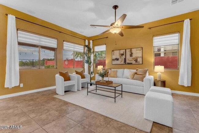 Building Photo - 17564 W Verdin Rd