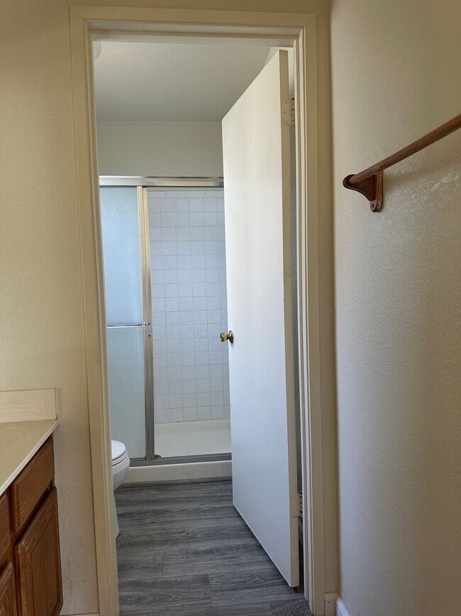 Building Photo - 3 Bedroom 2 Bath home in Vallejo