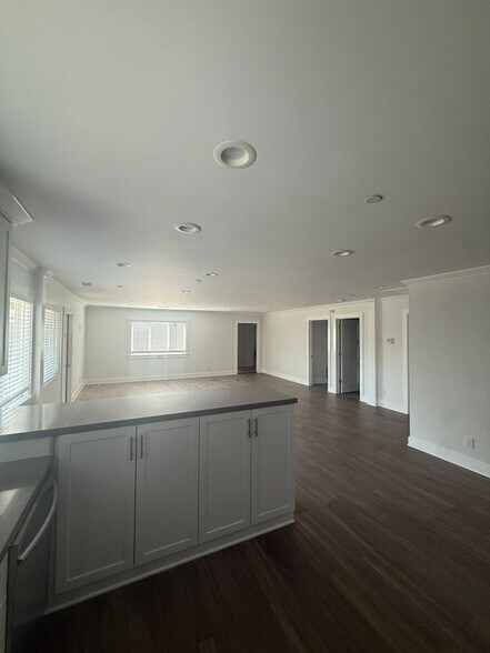 Building Photo - 3533 Brandon St