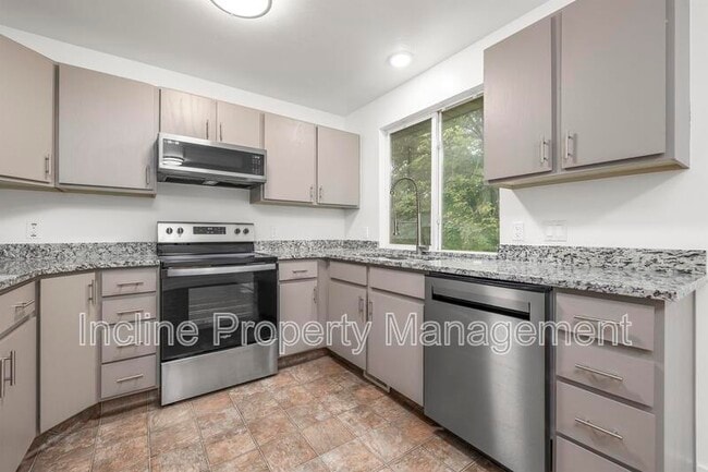 Building Photo - 762 N 1060 W