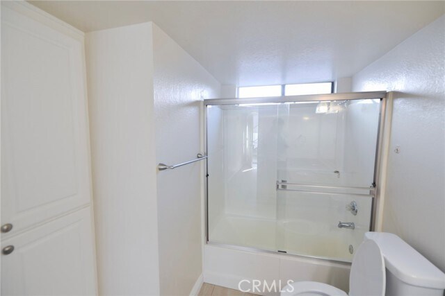 Building Photo - 505 Avenida Victoria