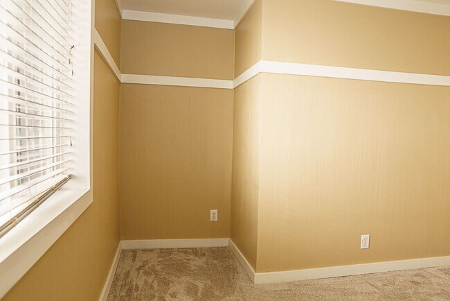 Building Photo - Three Bedroom Home in the Heart of Port Royal