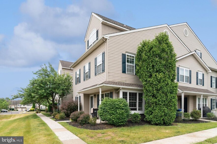 Primary Photo - 5103 Drawbridge Ct