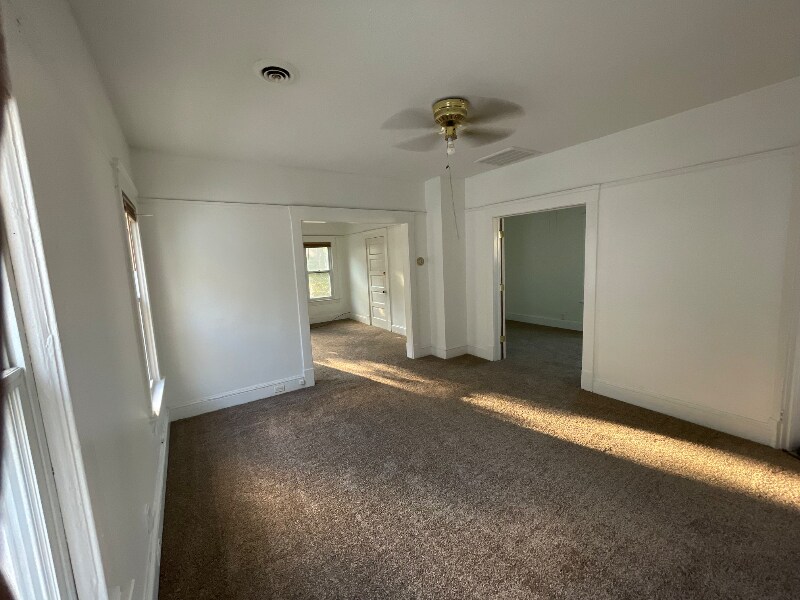 Building Photo - 3605 W 47th St