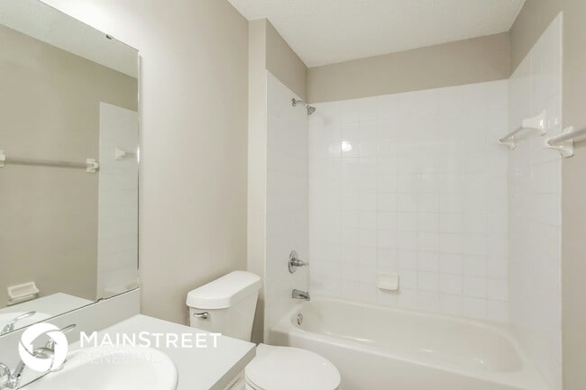 Building Photo - 2569 Blackstone Ct