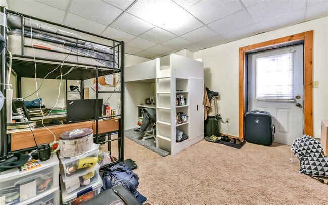 Building Photo - 513 Zulema St