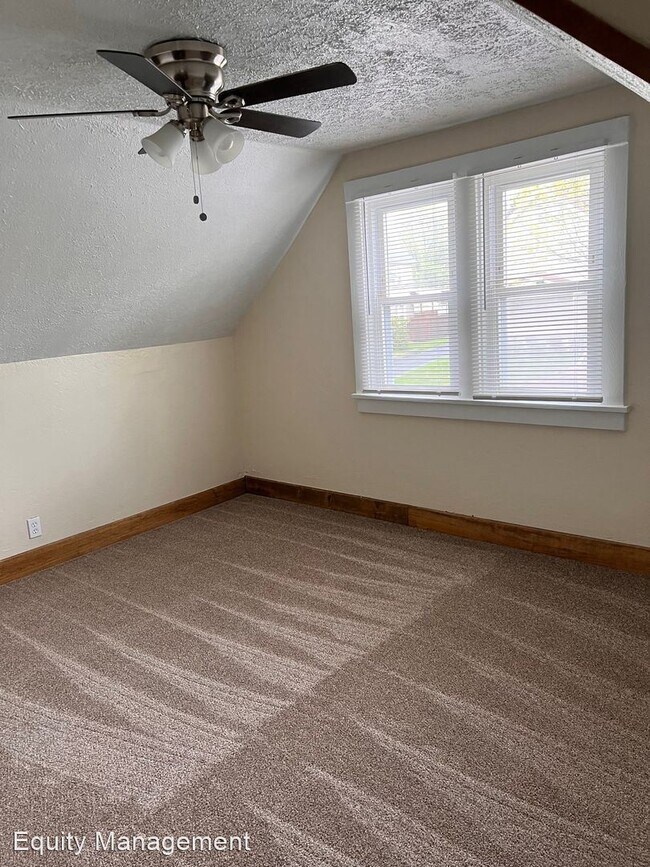 Building Photo - 2 br, 1 bath House - 1112 Washington