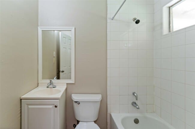 Building Photo - 12206 Greenglen Dr