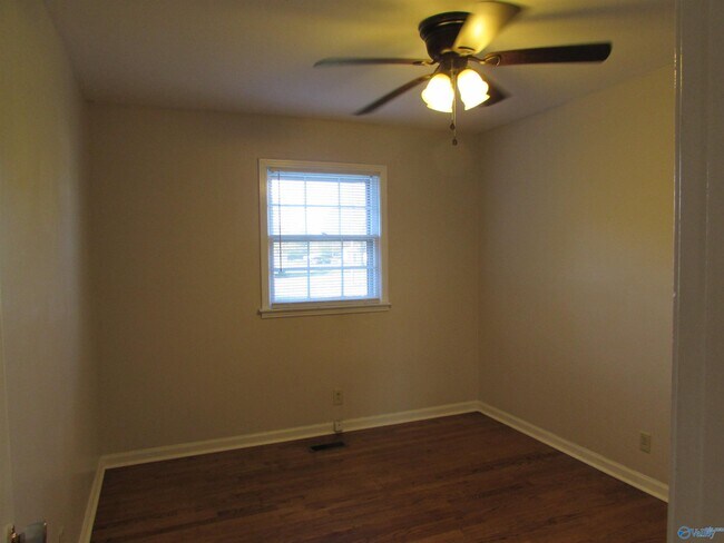 Building Photo - 27849 Pinedale Rd