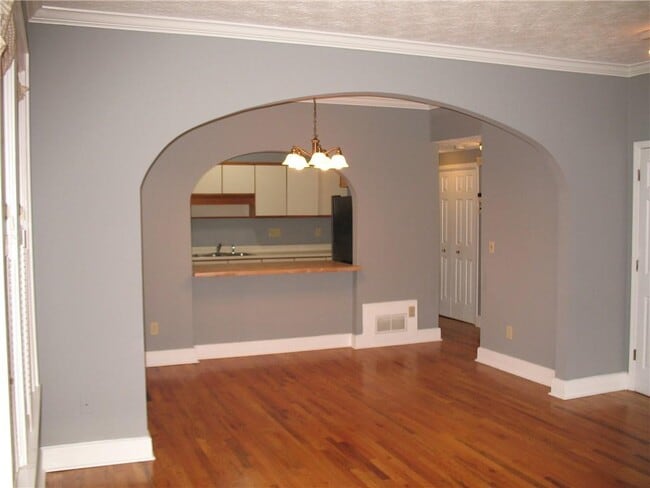 Building Photo - 789 Frederica St NE