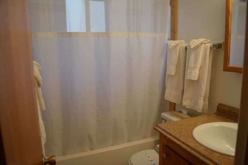 Building Photo - 237 E White Mountain Blvd