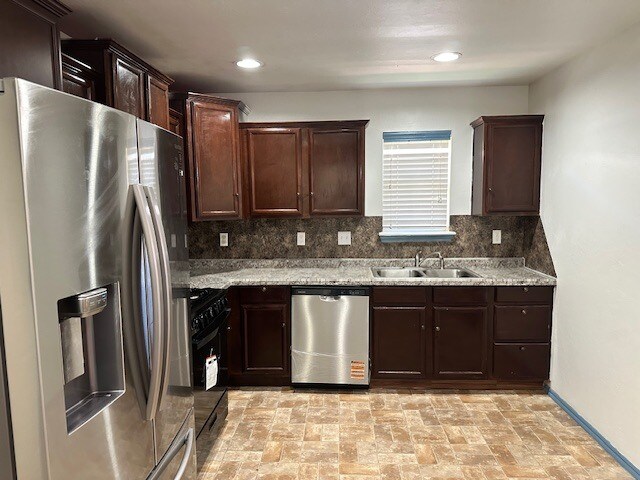 Building Photo - 6144 Cielo Ter